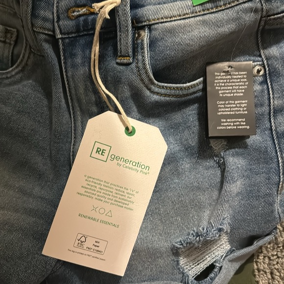 Denim blue jean shorts super cute great for the summer - Picture 3 of 3